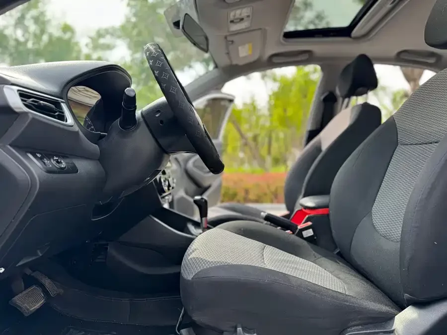 Hyundai Rena