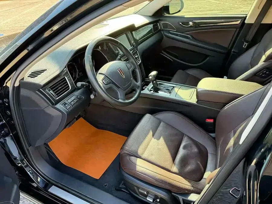 Hongqi H7