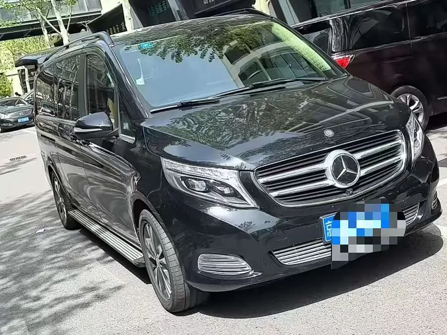 Mercedes Benz Class V