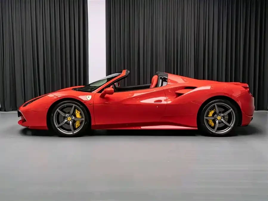 Ferrari 488