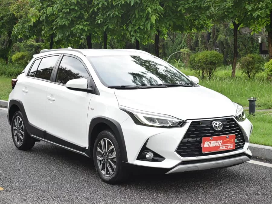 Toyota YARiS L