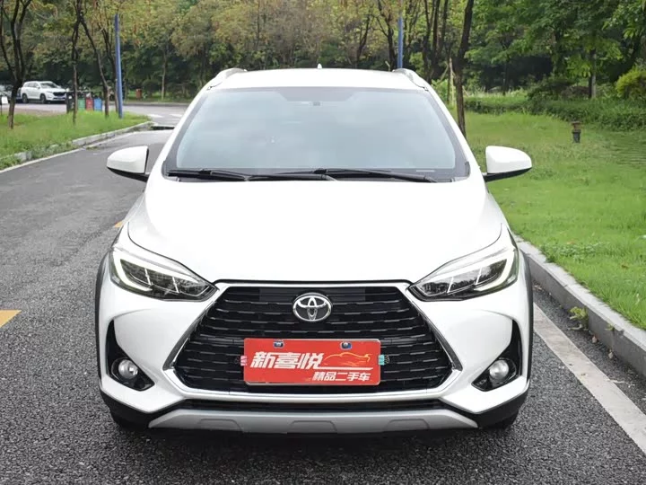 Toyota Yaris L