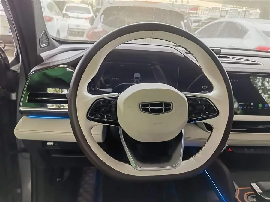 Geely Xingyue L