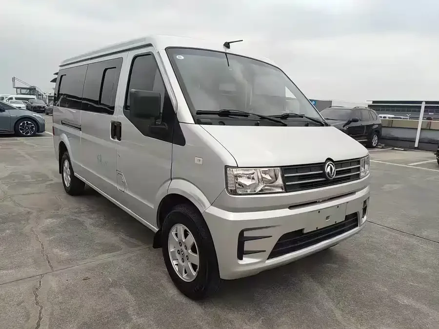 Dongfeng C56