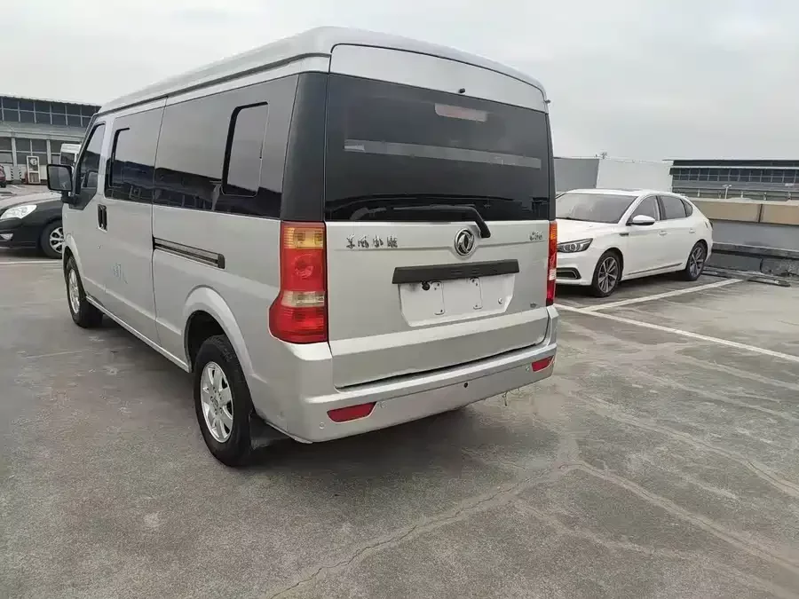 Dongfeng C56