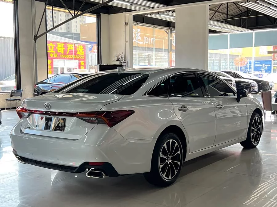 Toyota Avalon