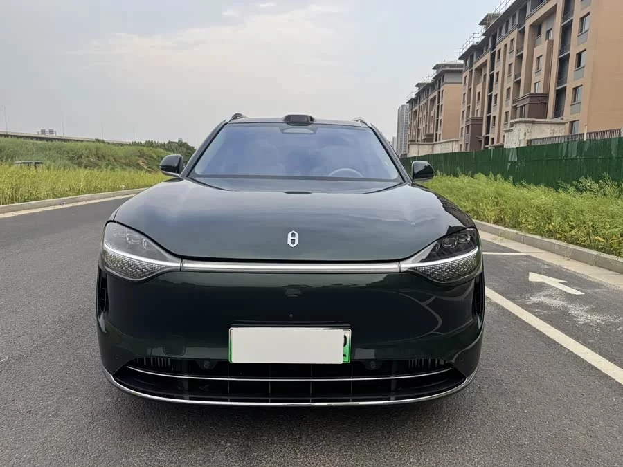 AITO Wenjie M9
