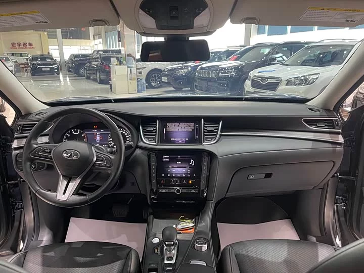 Infiniti QX50