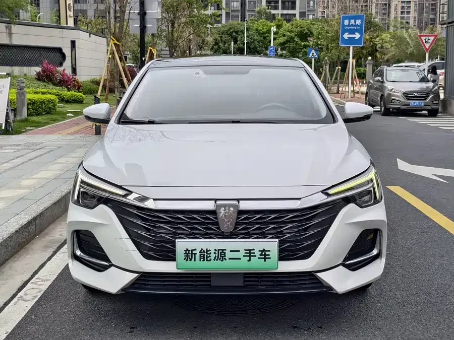 Roewe i6 MAX New Energy