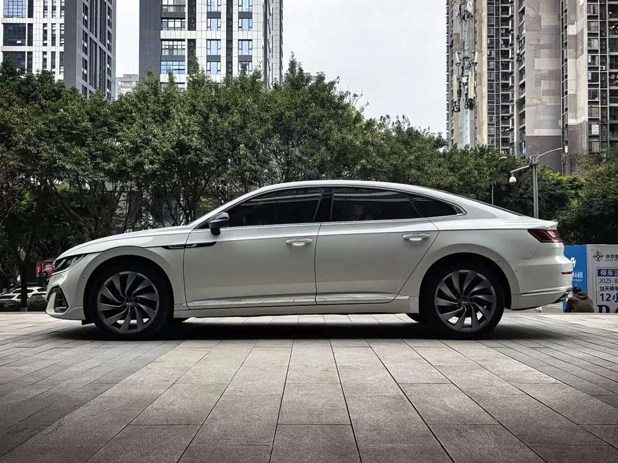 Volkswagen FAW- CC