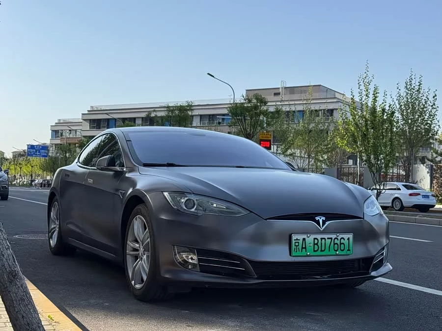 Tesla Model S