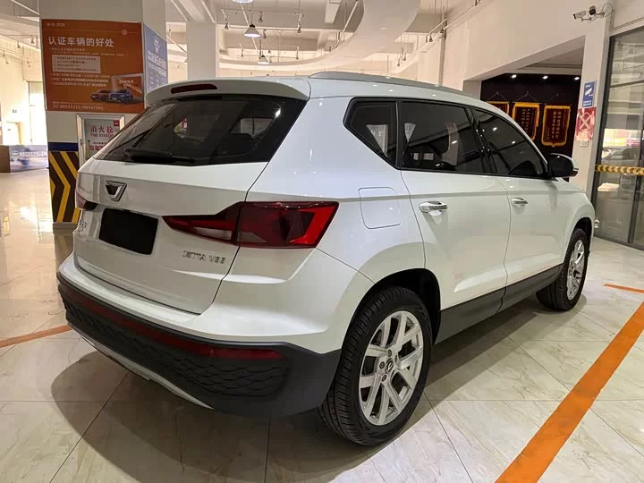Jetta VS5