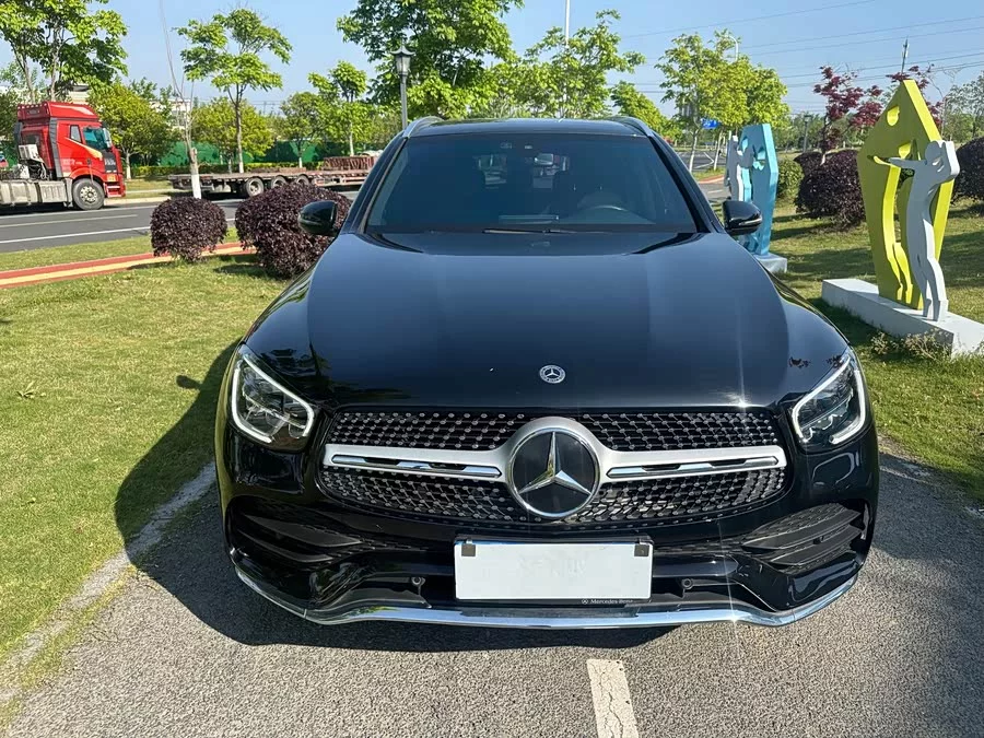 Mercedes Benz GLC