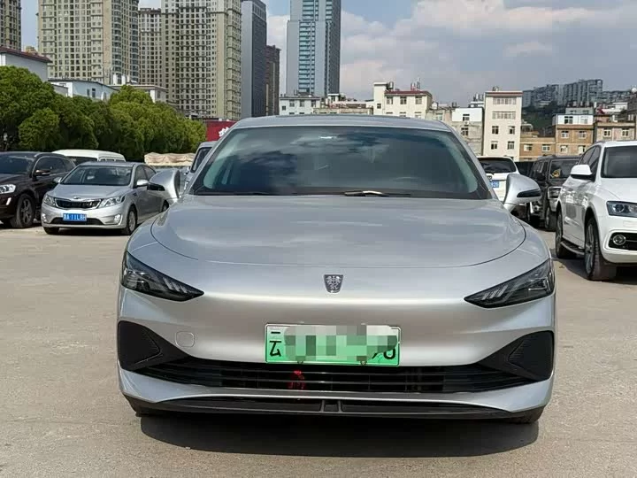 Roewe D7