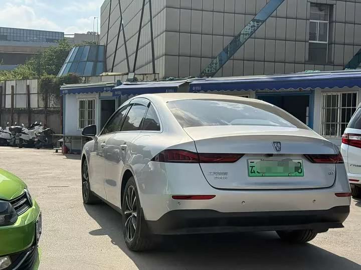 Roewe D7
