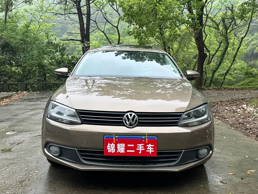Volkswagen Sagitar