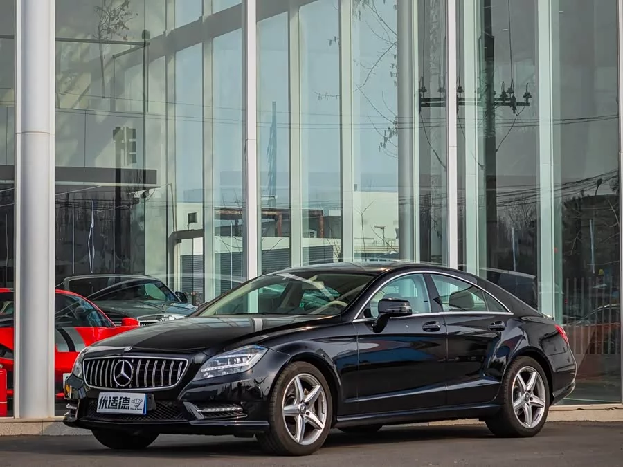 Mercedes Benz CLS