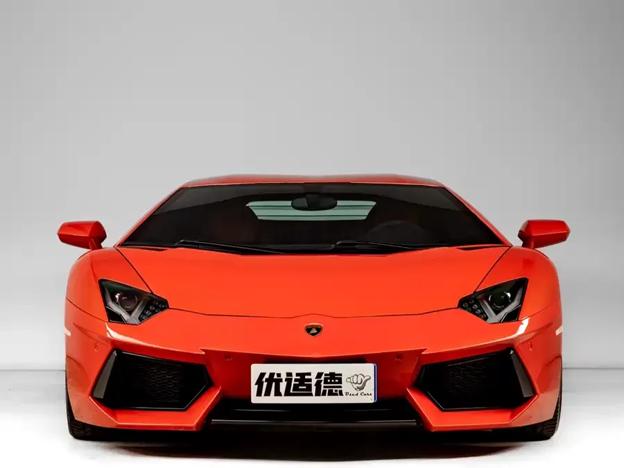 Lamborghini Aventador