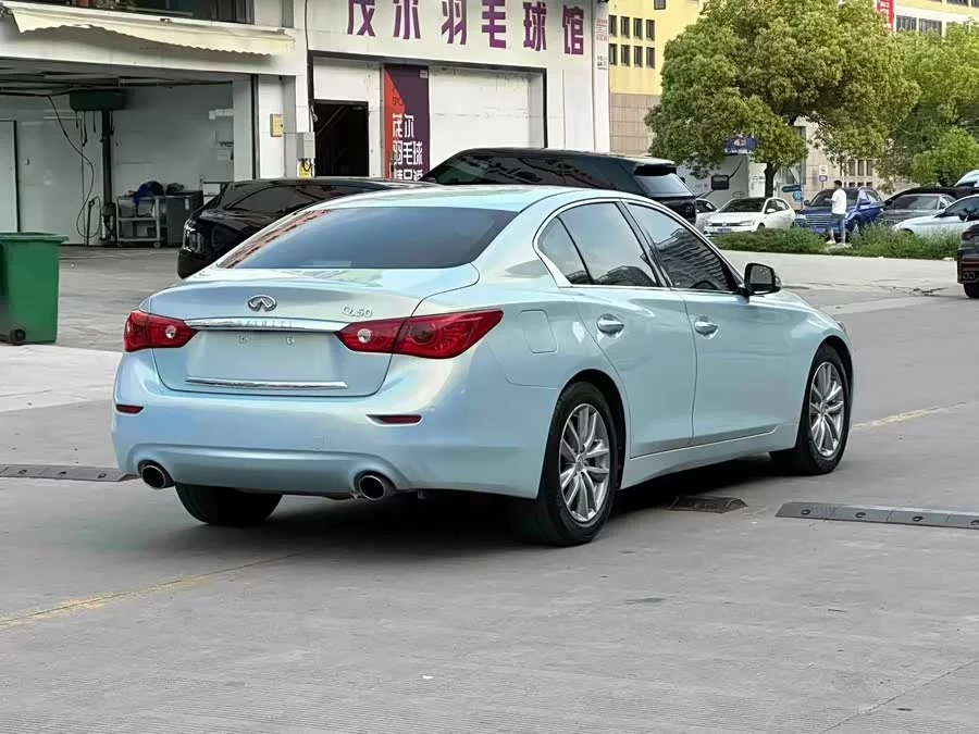 Infiniti Q50