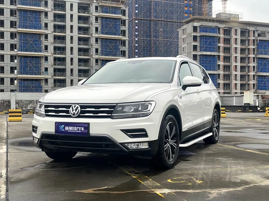 Volkswagen Tiguan L