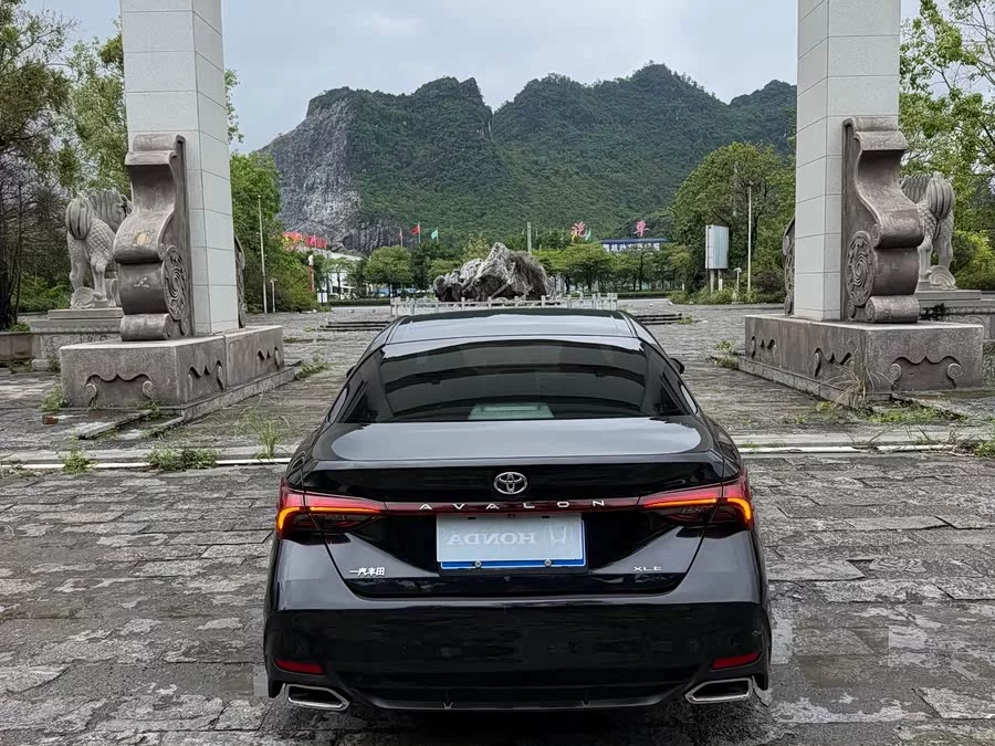 Toyota Avalon