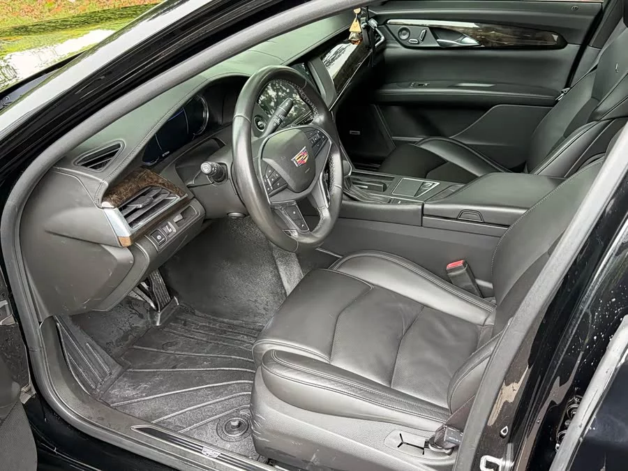 Cadillac CT6