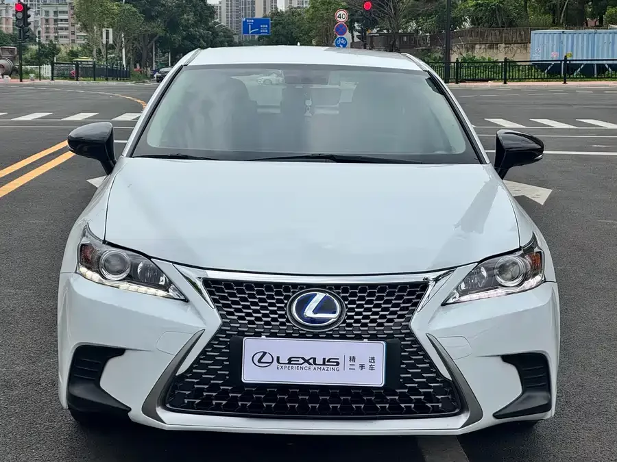 Lexus CT