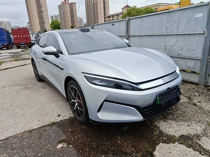 BYD Han L