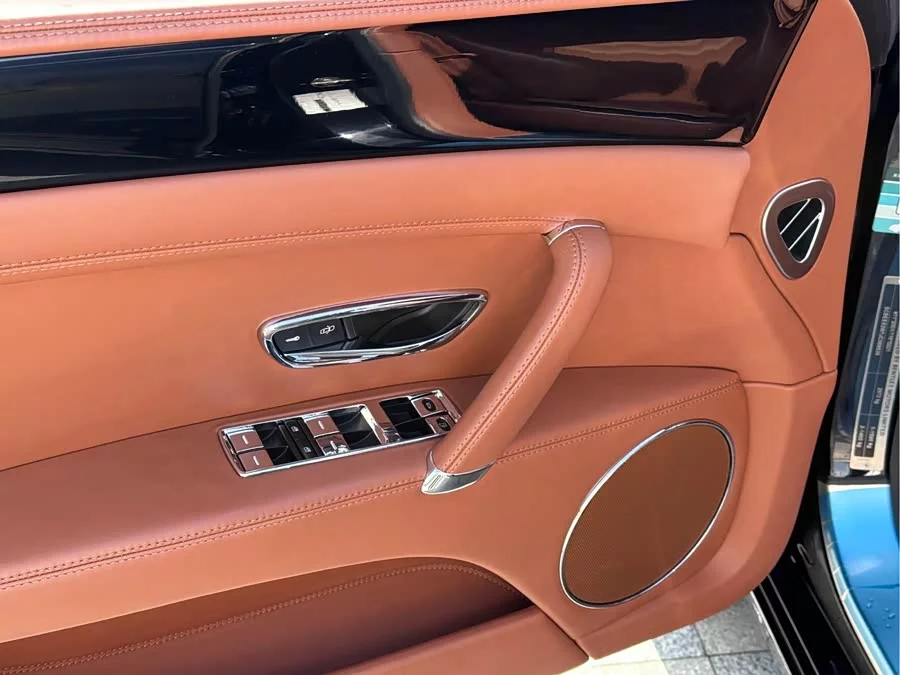 Bentley Flying Spur