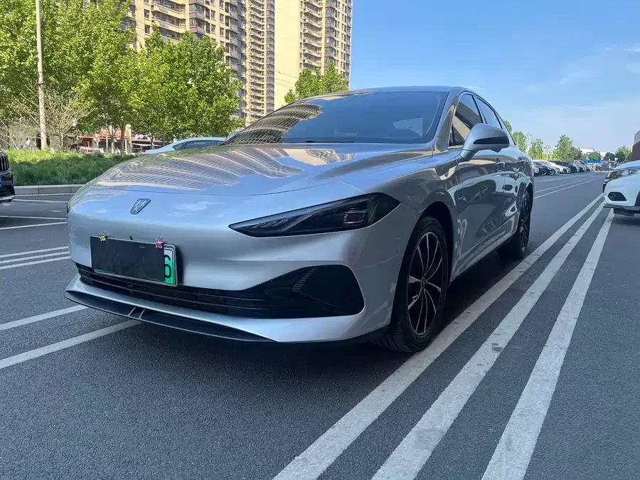 Roewe D7