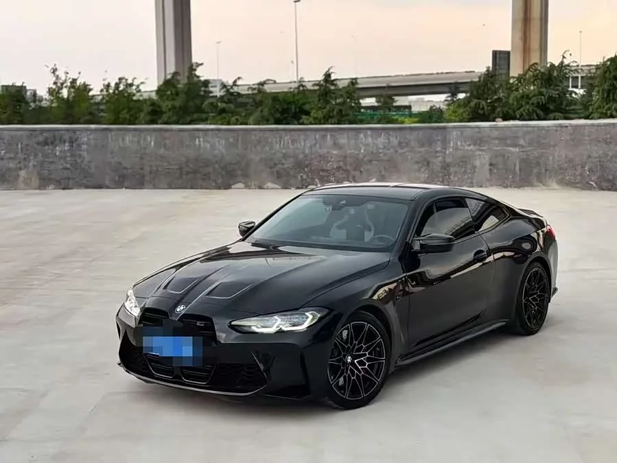 BMW M4