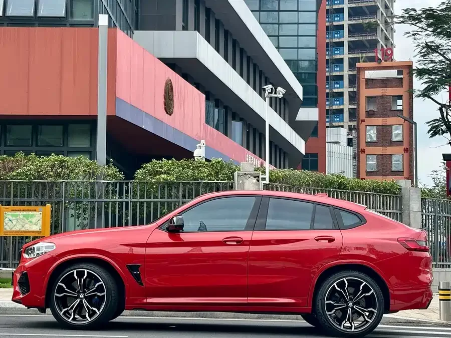 BMW X4 M