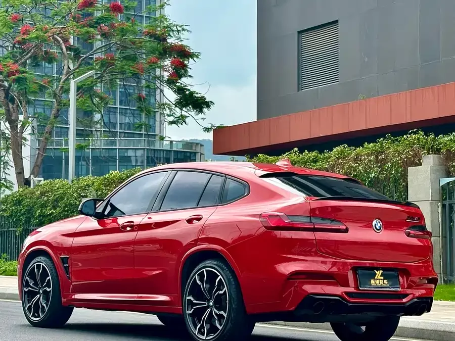 BMW X4 M