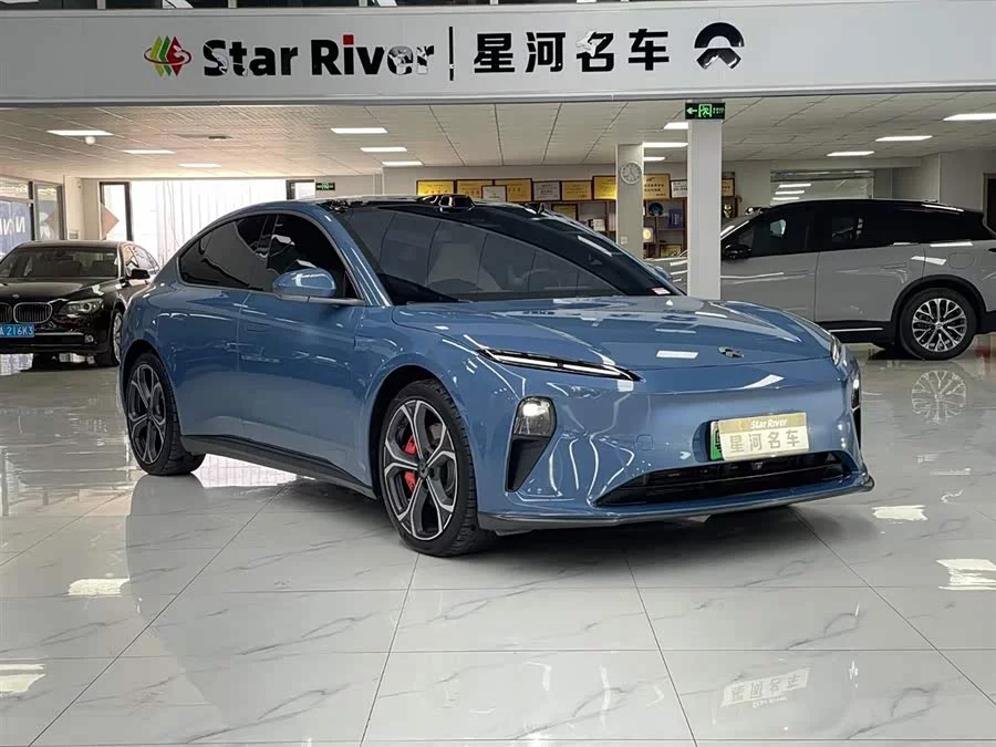 NIO ET5