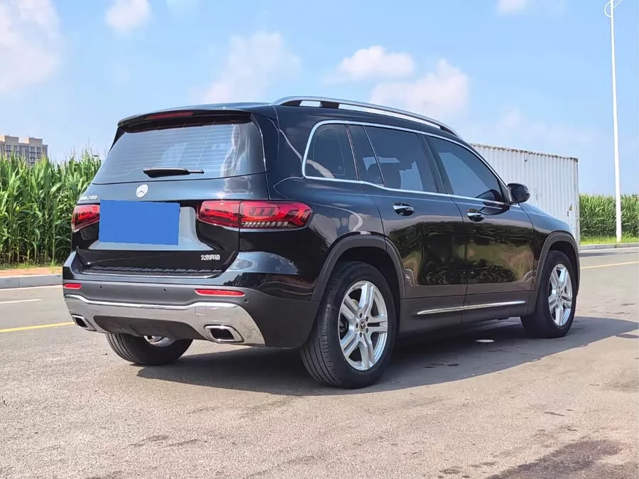 Mercedes Benz GLB