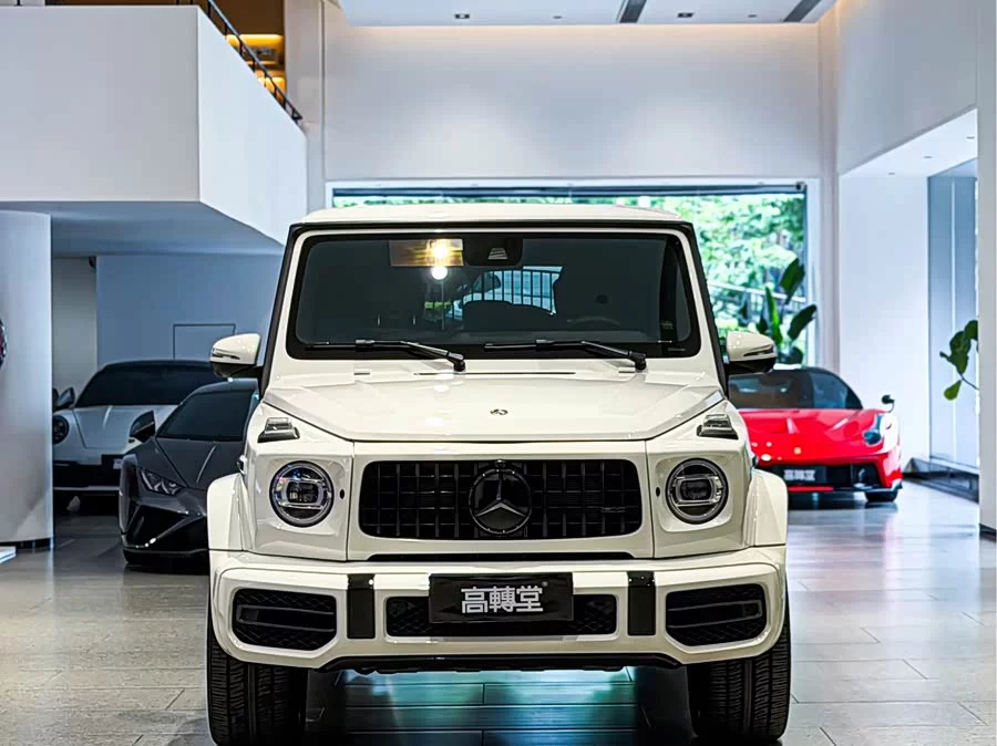 Mercedes Benz G-rated