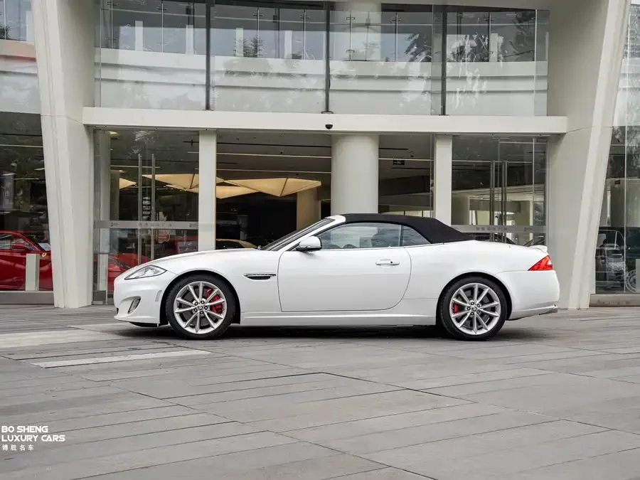 Jaguar XK