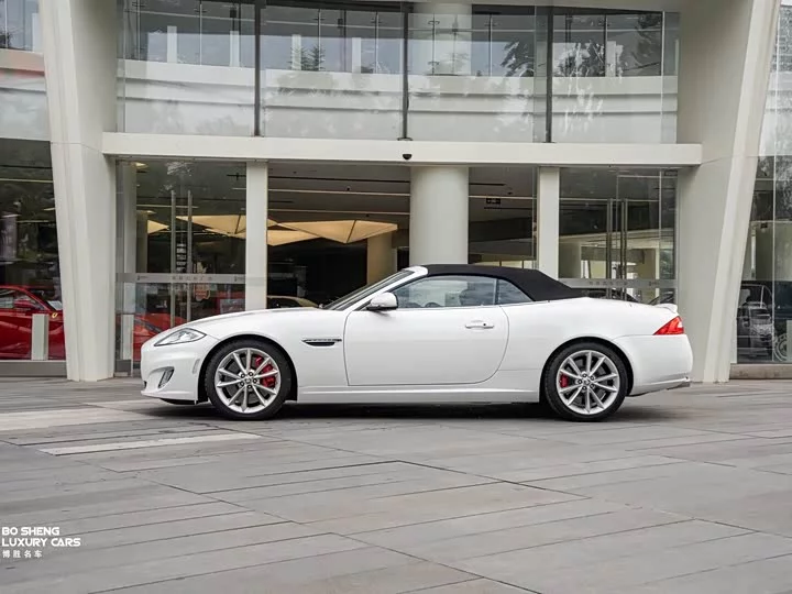 Jaguar XK
