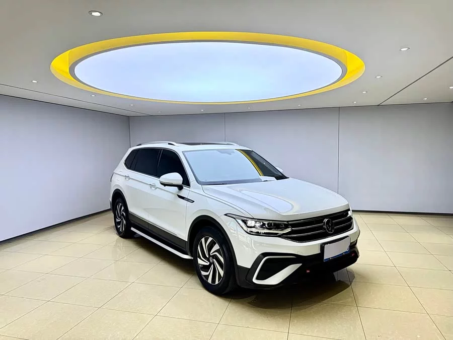 Volkswagen Tiguan L