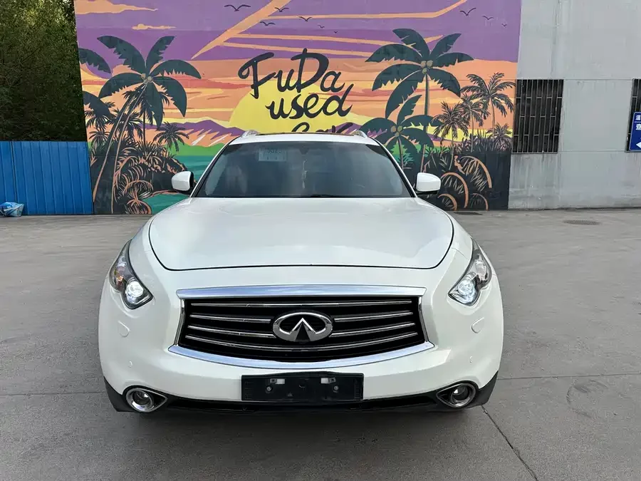 Infiniti FX