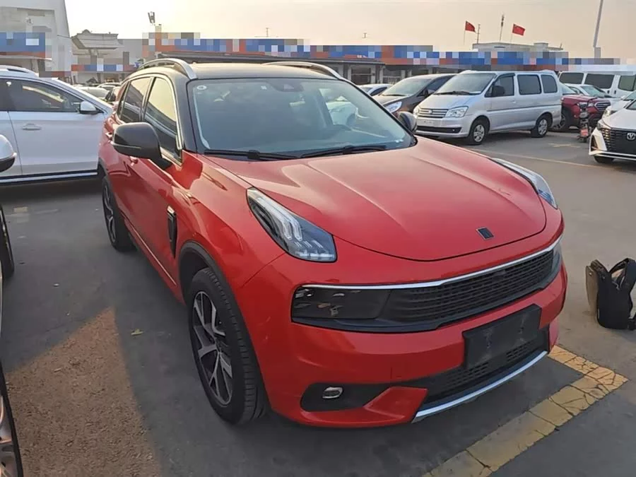 Lynk & Co 01