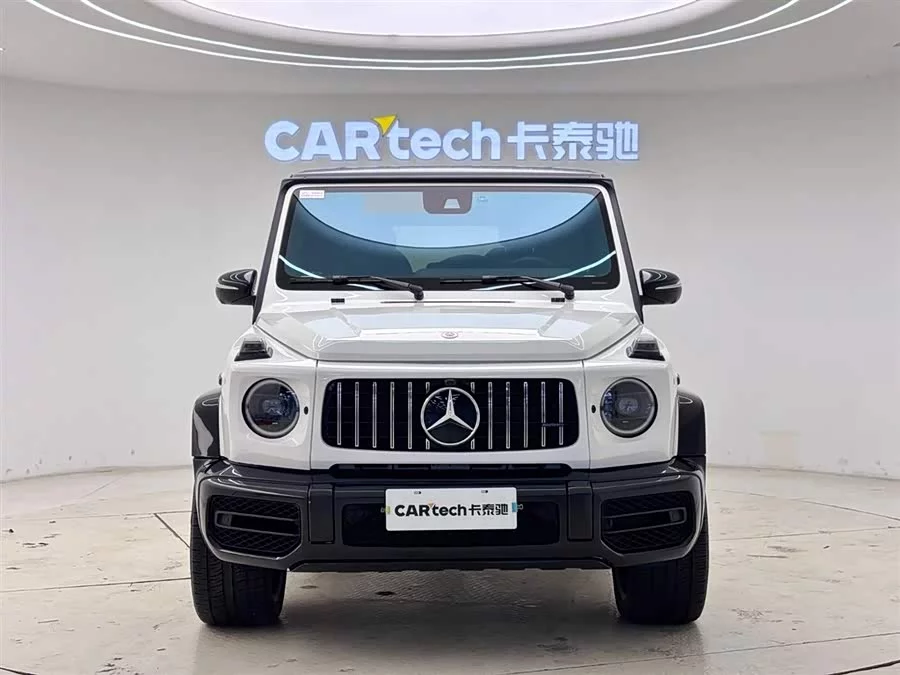 Mercedes Benz G-rated