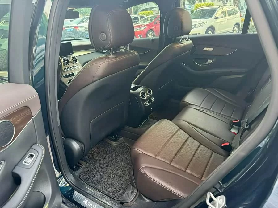 Mercedes Benz GLC