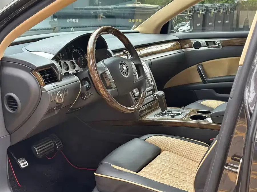 Volkswagen Phaeton / Phideon