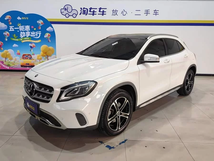 Mercedes Benz GLA
