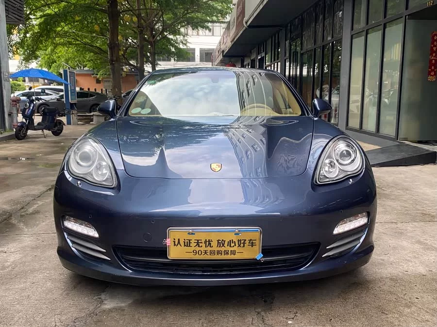 Porsche Panamera