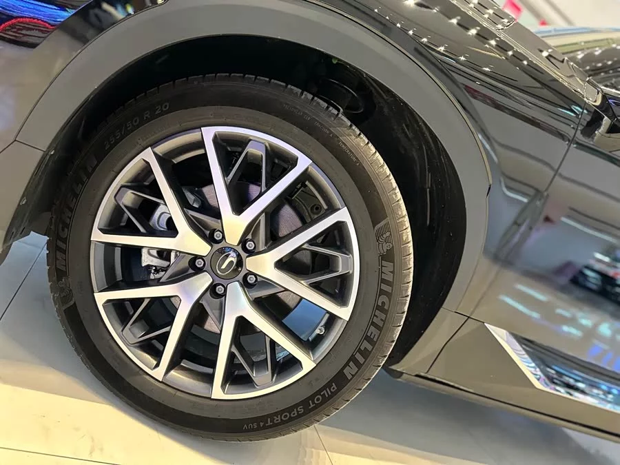 GAC Trumpchi GS8