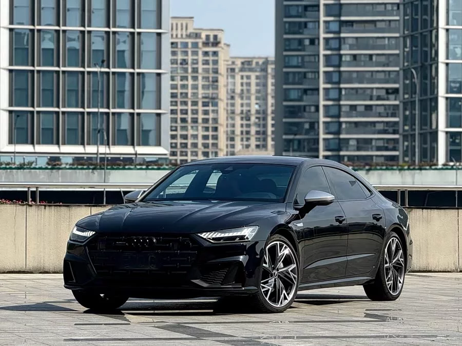 Audi A7L