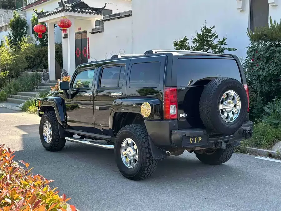 Hummer H3