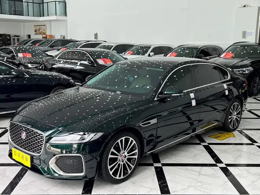 Jaguar XFL